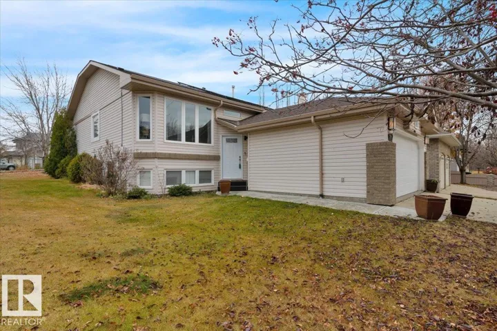 3635 44 ST NW, Edmonton, Alberta T6L7C3