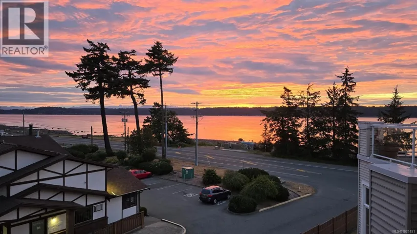 318 350 Island Hwy S, Campbell River, British Columbia V9W1A5