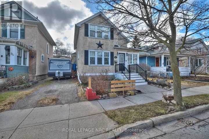 92 DUFFERIN STREET, St. Catharines (Downtown), Ontario L2R1Z8