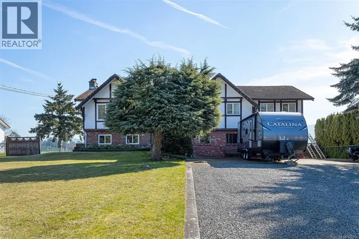 6627 Lakes Rd, Duncan, British Columbia V9L5V9