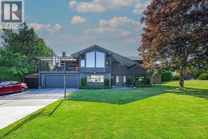3155 CARDINAL DRIVE, Burnaby, British Columbia V5A2T5