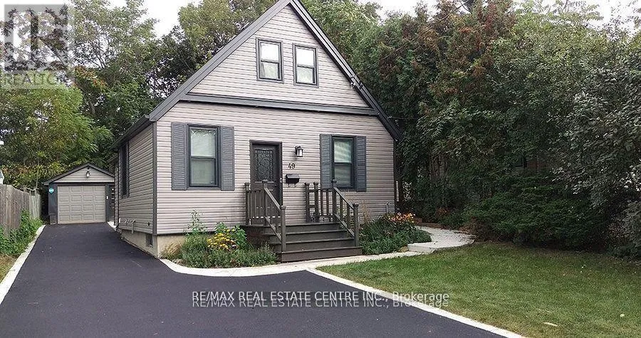49 HILLVIEW STREET, Hamilton (Ainslie Wood), Ontario L8S2Z3