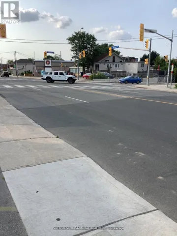 1634 WESTON ROAD W, Toronto (Weston), Ontario M9N1T9