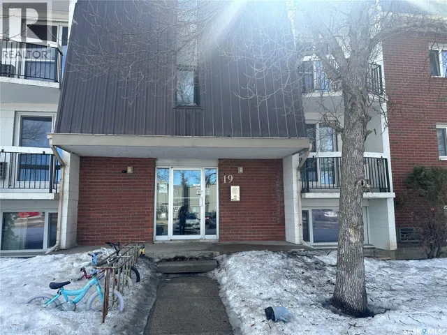 12 19 CENTENNIAL STREET, Regina, Saskatchewan S4S6P8