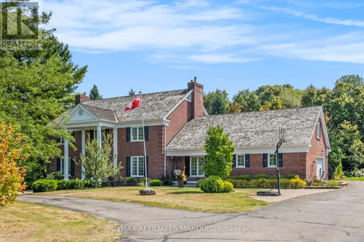 21 CEDAR LANE, Rideau Lakes, Ontario K7A4S5