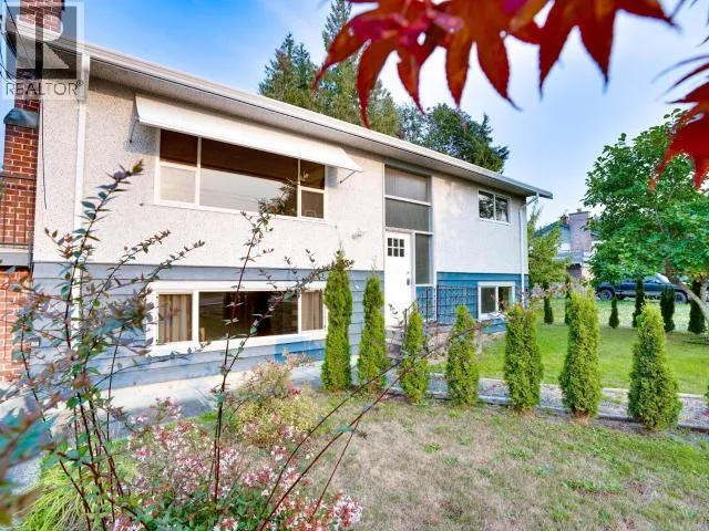 4172 MANSON AVE, Powell River, British Columbia V8A3M5