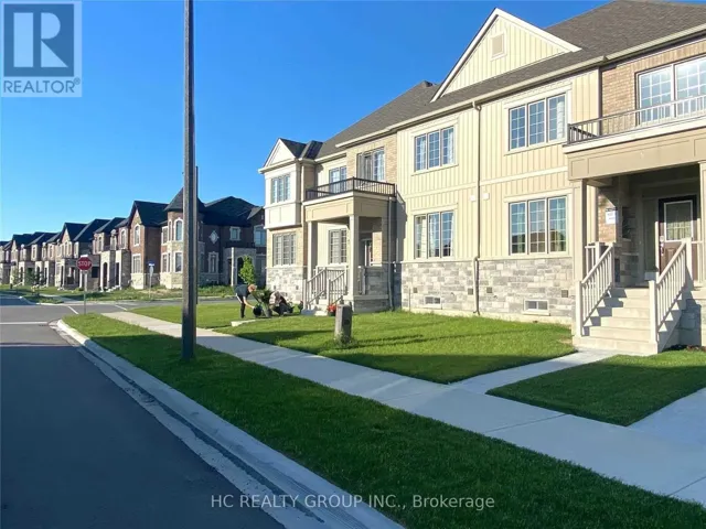 33 CARRATUCK STREET, East Gwillimbury (Sharon), Ontario L9N0P1