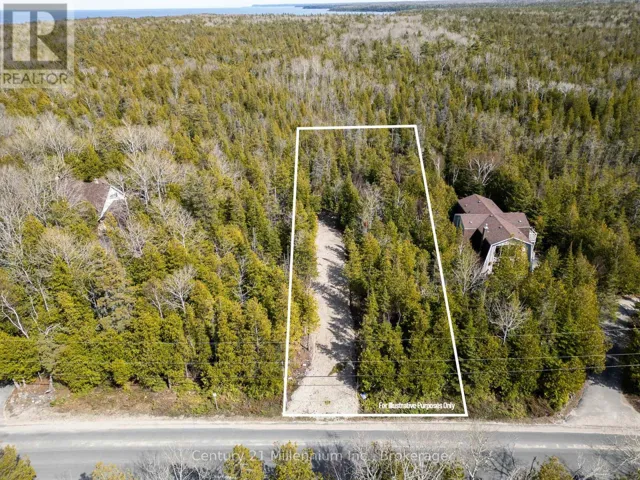 58 HARPUR DRIVE, Northern Bruce Peninsula, Ontario N0H2R0
