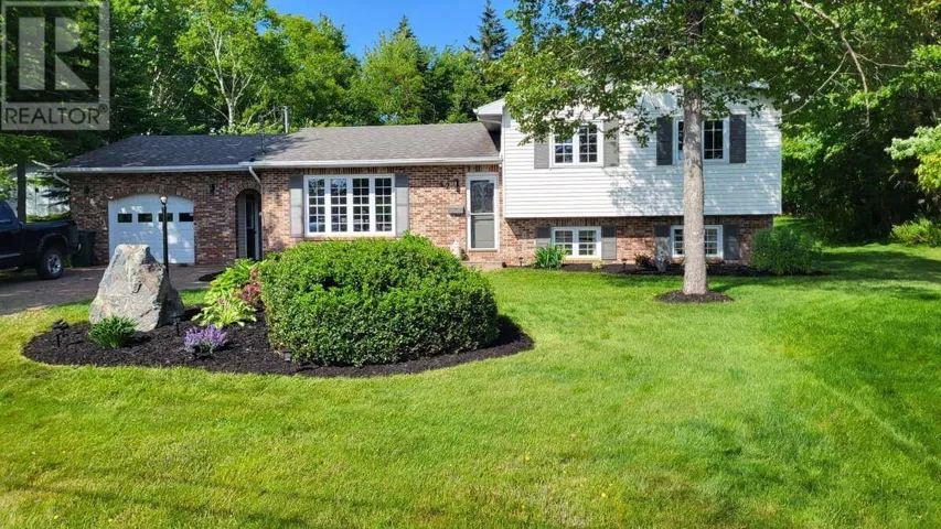 42 Bardmoor Crescent, Sydney River, Nova Scotia B1S3J6