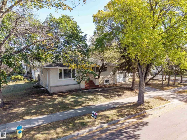 11715 139 ST NW, Edmonton, Alberta T5M1S2