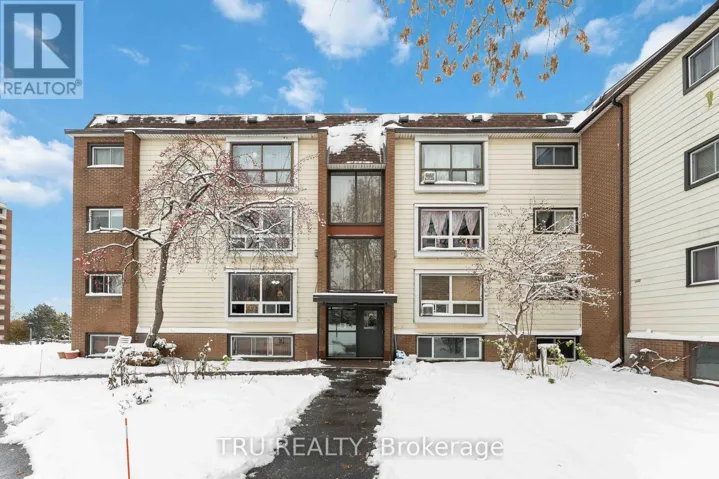 8 - 898 ELMSMERE ROAD, Ottawa, Ontario K1J7T6