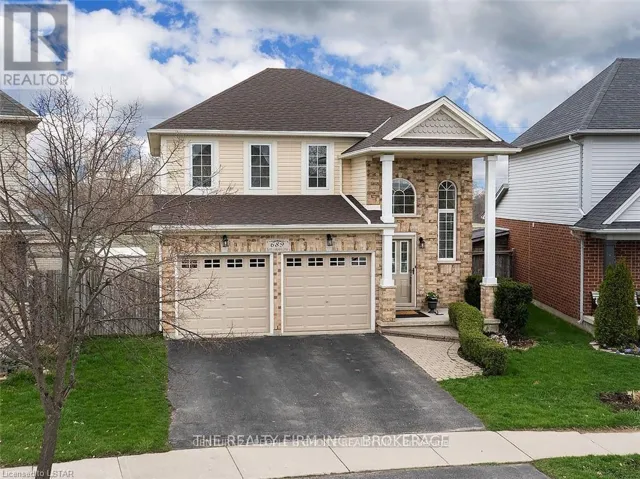 689 NORTH LEAKSDALE CIRCLE W, London South (South U), Ontario N6M1M1