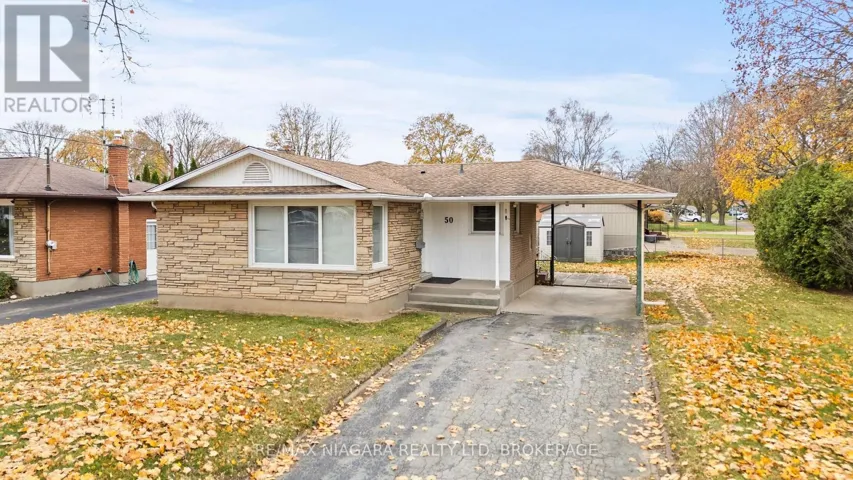 50 ROYAL MANOR DRIVE, St. Catharines (Carlton/Bunting), Ontario L2M4L6
