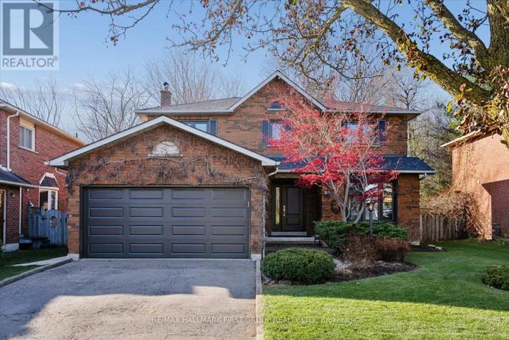 32 FOREST HEIGHTS STREET, Whitby (Pringle Creek), Ontario L1R1T5