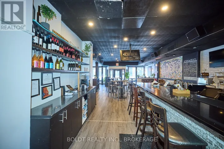 24 ST. PAUL STREET, St. Catharines (Downtown), Ontario L2R7L4