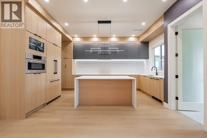 2 6554 CHARLES STREET, Burnaby, British Columbia V5B2H1