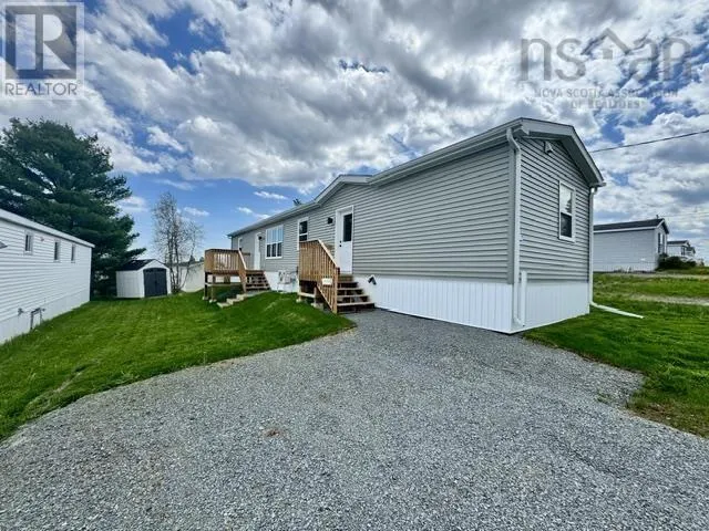 18 Bruce Street, Mount Uniacke, Nova Scotia B0N1Z0