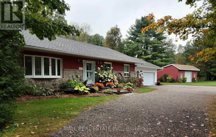 1017 CLEMENT LAKE ROAD, Highlands East (Monmouth), Ontario K0L3C0