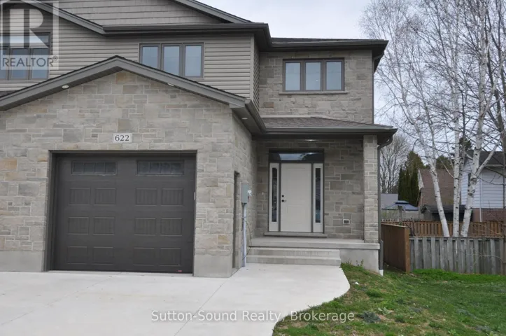 Front Entrance Driveway