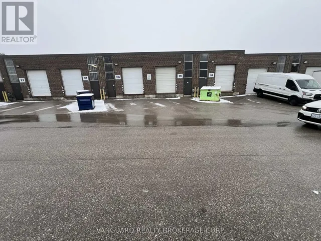 19 - 45 BRISBANE ROAD, Toronto (York University Heights), Ontario M3J2K1