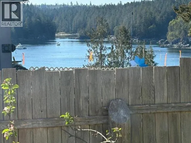 1990 WATERMAN AVE, Texada Island, British Columbia V0N1W0
