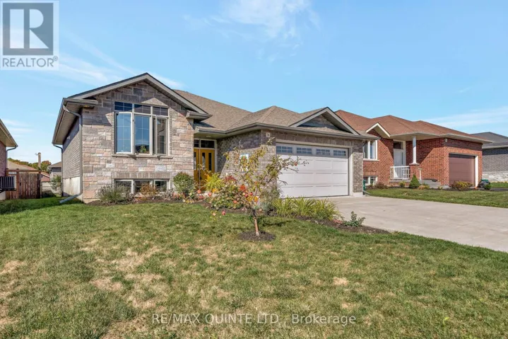 56 MCINTOSH CRESCENT, Quinte West (Murray Ward), Ontario K8V0G1