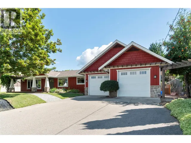 2230 28 Street NE, Salmon Arm, British Columbia V1E3E1