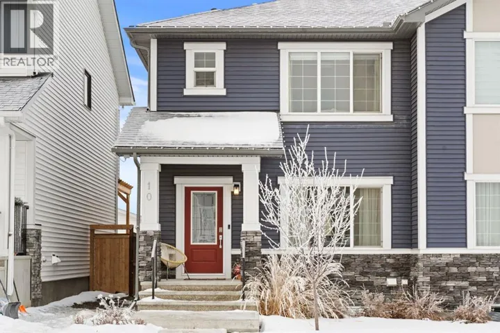 10 Emberside Link, Cochrane, Alberta T4C3A9