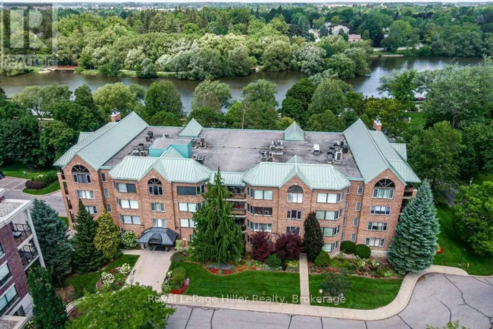 205 - 30 FRONT STREET, Stratford, Ontario N5A7S3