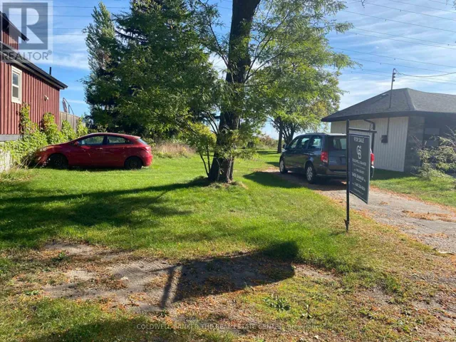 867 BEACH BOULEVARD, Hamilton (Hamilton Beach), Ontario L8H6Z5