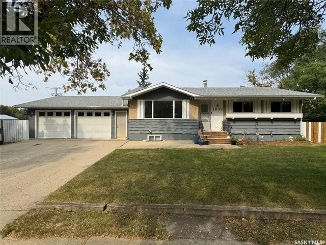 1609 Warren AVENUE, Weyburn, Saskatchewan S4H0M3