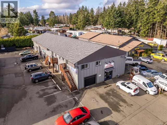 821 Shamrock Pl, Comox, British Columbia V9M4G4