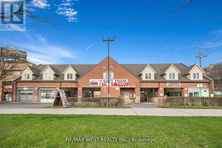 2800 JANE STREET, Toronto (Glenfield-Jane Heights), Ontario M3N2H9