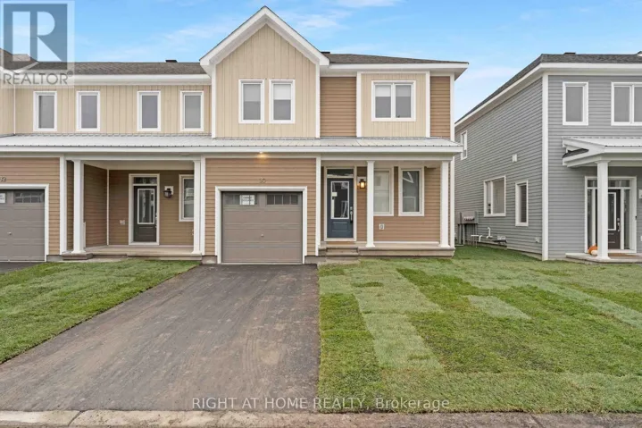 30 CHASING GROVE, Ottawa, Ontario K0A2Z0
