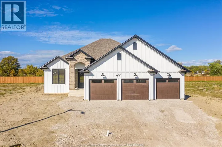 651 SUMMIT, Lakeshore, Ontario N0R1A7