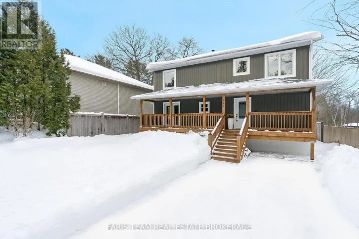 104 KNOX ROAD E, Wasaga Beach, Ontario L9Z2T5