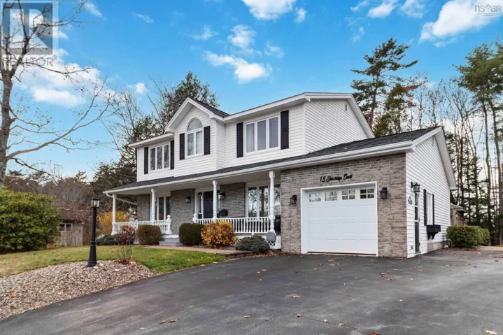 15 Stoneridge Court, Bridgewater, Nova Scotia B4V3T9