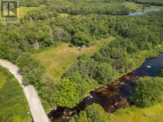 679 Gray Road, East Kemptville, Nova Scotia B5A5P2