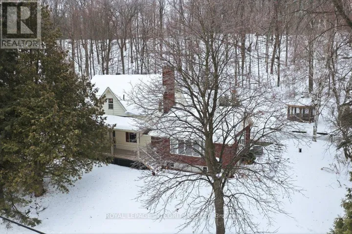 1814 OLD MONTREAL ROAD, Ottawa, Ontario K4C1G8