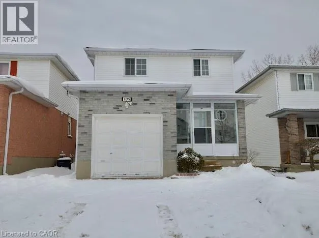 109 BEECHMANOR Crescent, Kitchener, Ontario N2N3H5