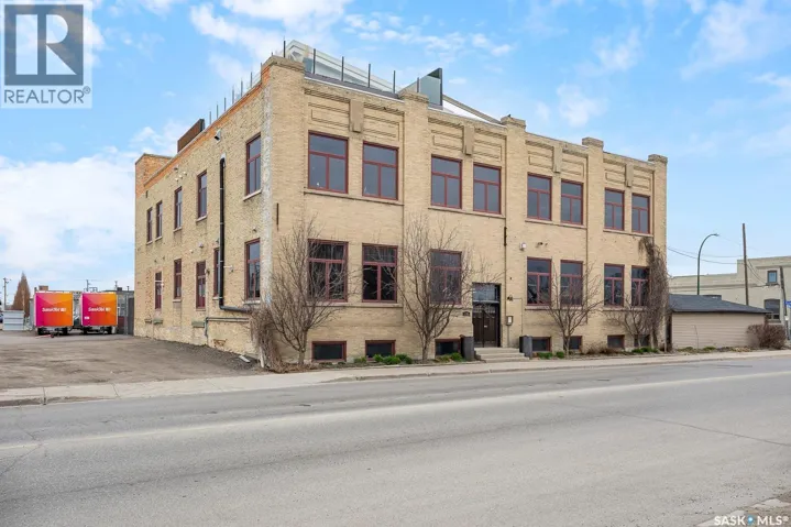 1 1708 8TH AVENUE, Regina, Saskatchewan S4R1E7