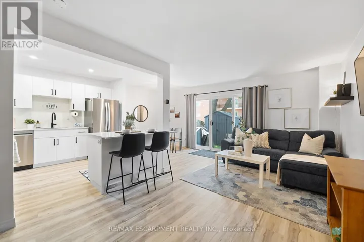 150 - 17 OLD PINE TRAIL, St. Catharines (Carlton/Bunting), Ontario L2M6P9