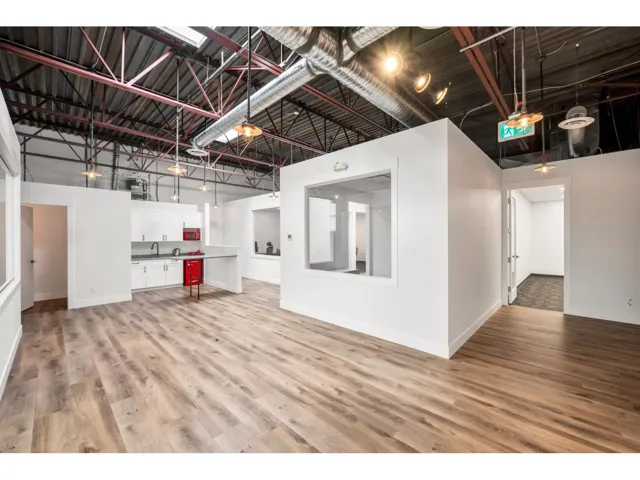 303 17750 65A AVENUE, Surrey, British Columbia V3S5N4