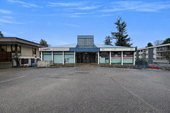 33774 MARSHALL ROAD, Abbotsford, British Columbia V2S1L1