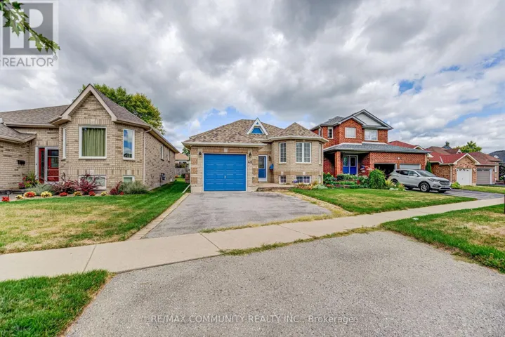 48 BLOOM AVENUE, Clarington (Newcastle), Ontario L1B1N6