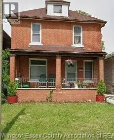 876 DOUGALL AVENUE, Windsor, Ontario N9A4R1