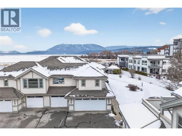 111 Harbourfront Drive NW Unit# 8, Salmon Arm, British Columbia V1E1A3