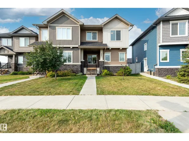 207 Griesbach RD NW, Edmonton, Alberta T5E6S5
