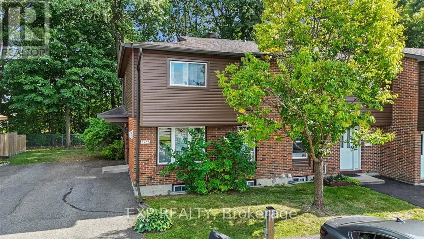 3166 STOCKTON DRIVE, Ottawa, Ontario K1T1S1