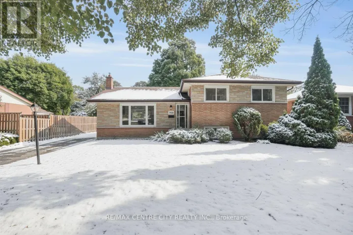 700 GLENGYLE CRESCENT, London North (North H), Ontario N5X1X7